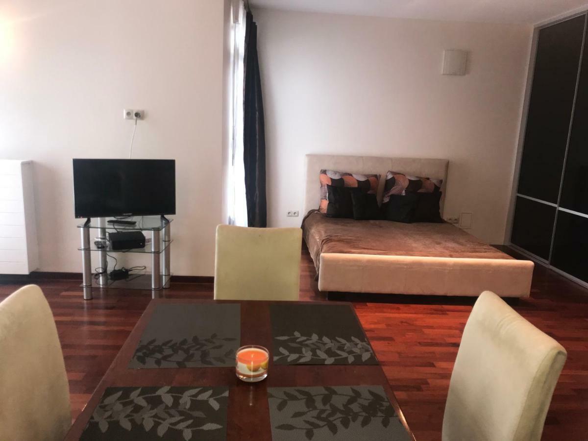 Apartament Gdanski Warszawa Eksteriør billede