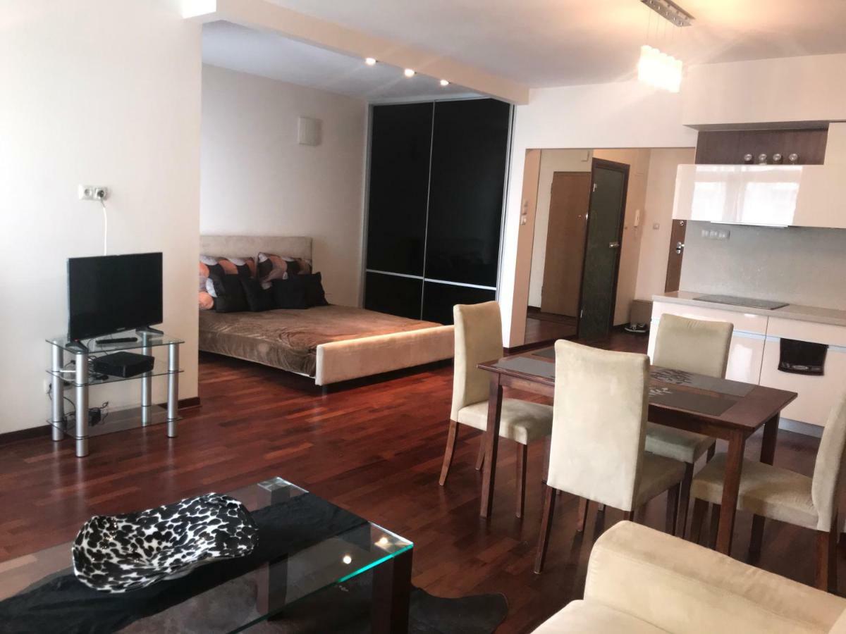 Apartament Gdanski Warszawa Eksteriør billede